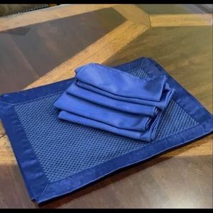 Ambrosia Twilight Placemats & Napkins